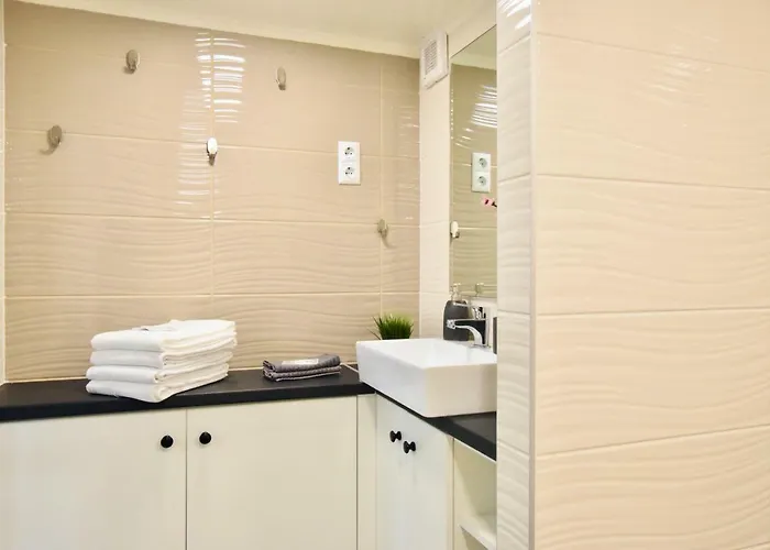 Standard By Hi5 - Akácfa 59